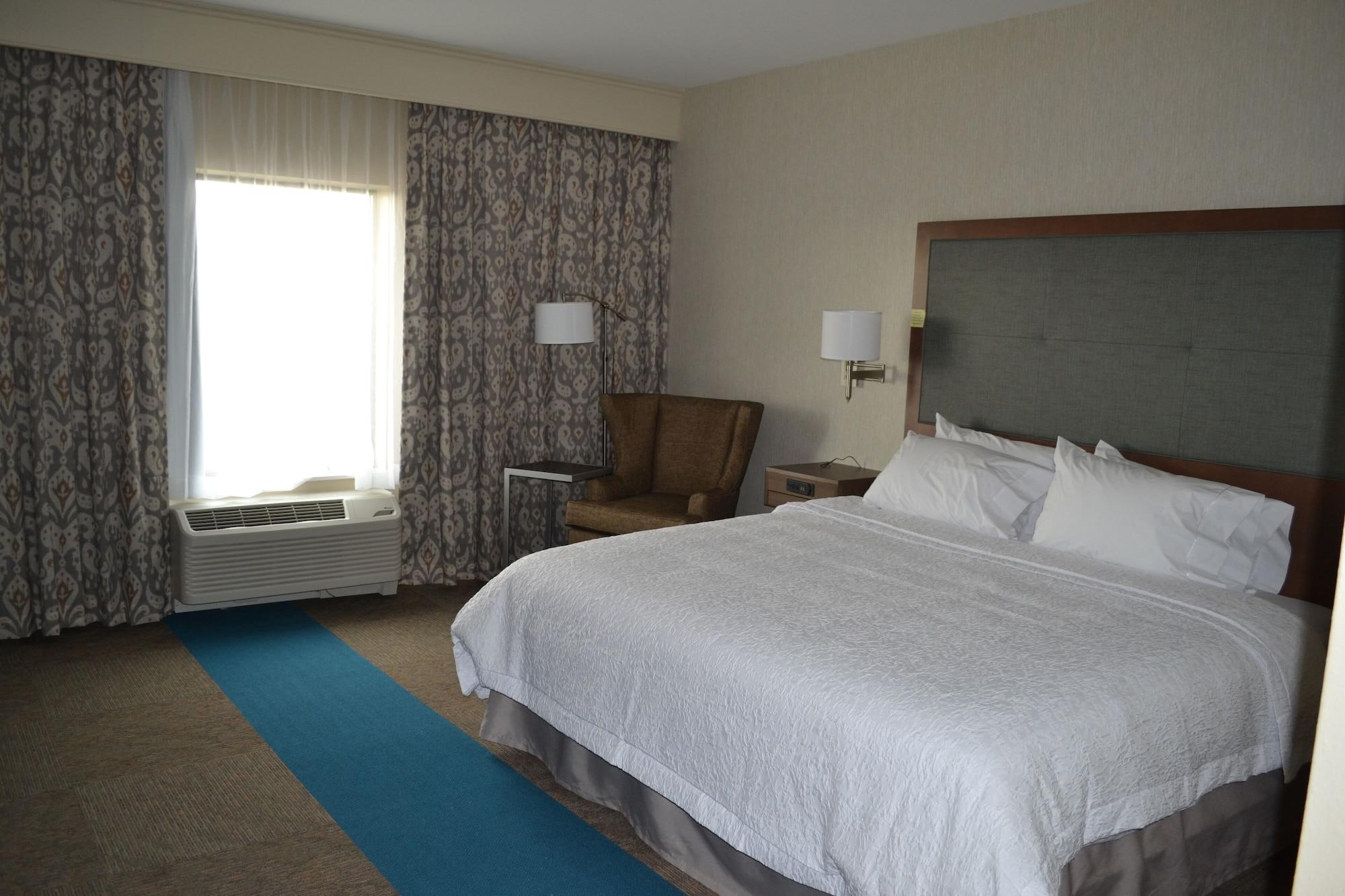Hampton Inn 프랫 외부 사진