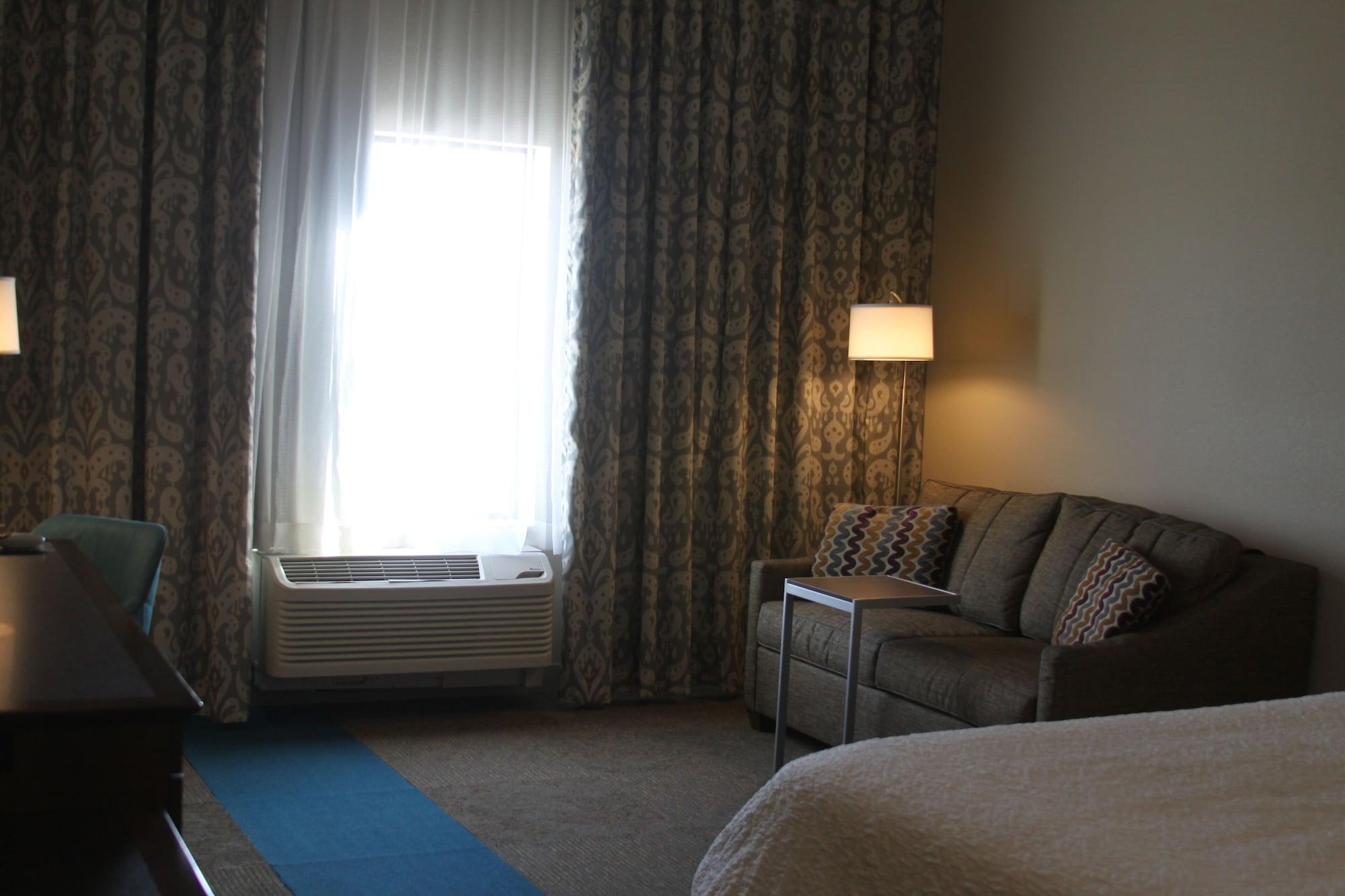 Hampton Inn 프랫 외부 사진