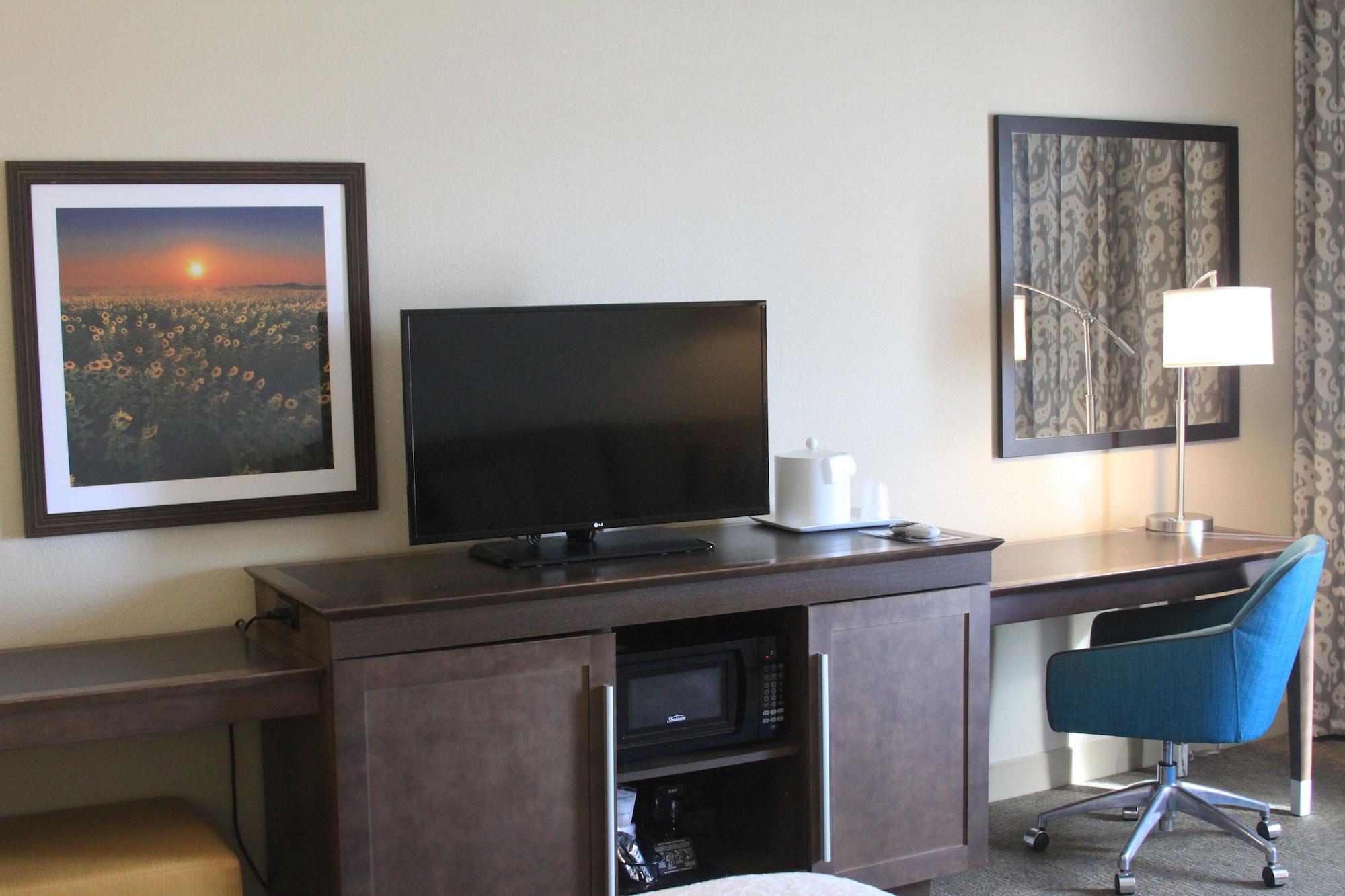 Hampton Inn 프랫 외부 사진