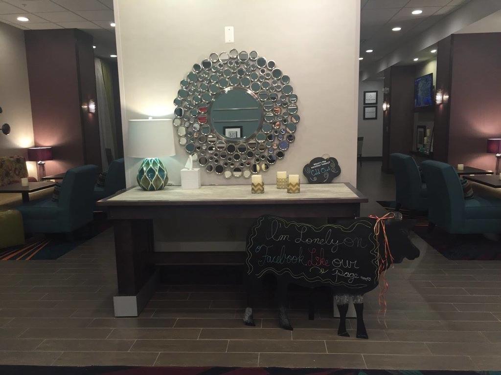 Hampton Inn 프랫 외부 사진